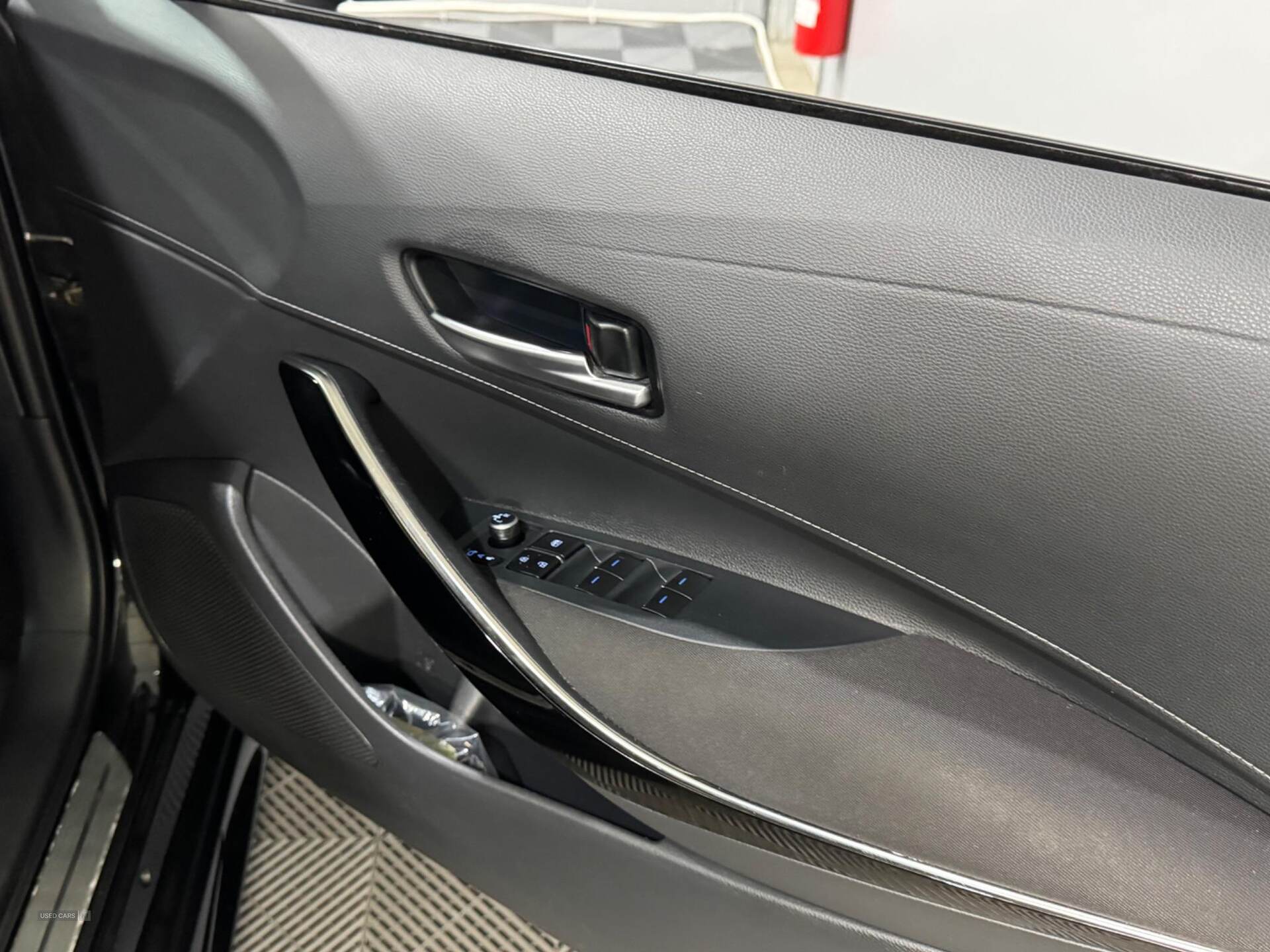 Oct 2021 Toyota Corolla 2.0 VVT-i Hybrid GR Sport 5dr CVT