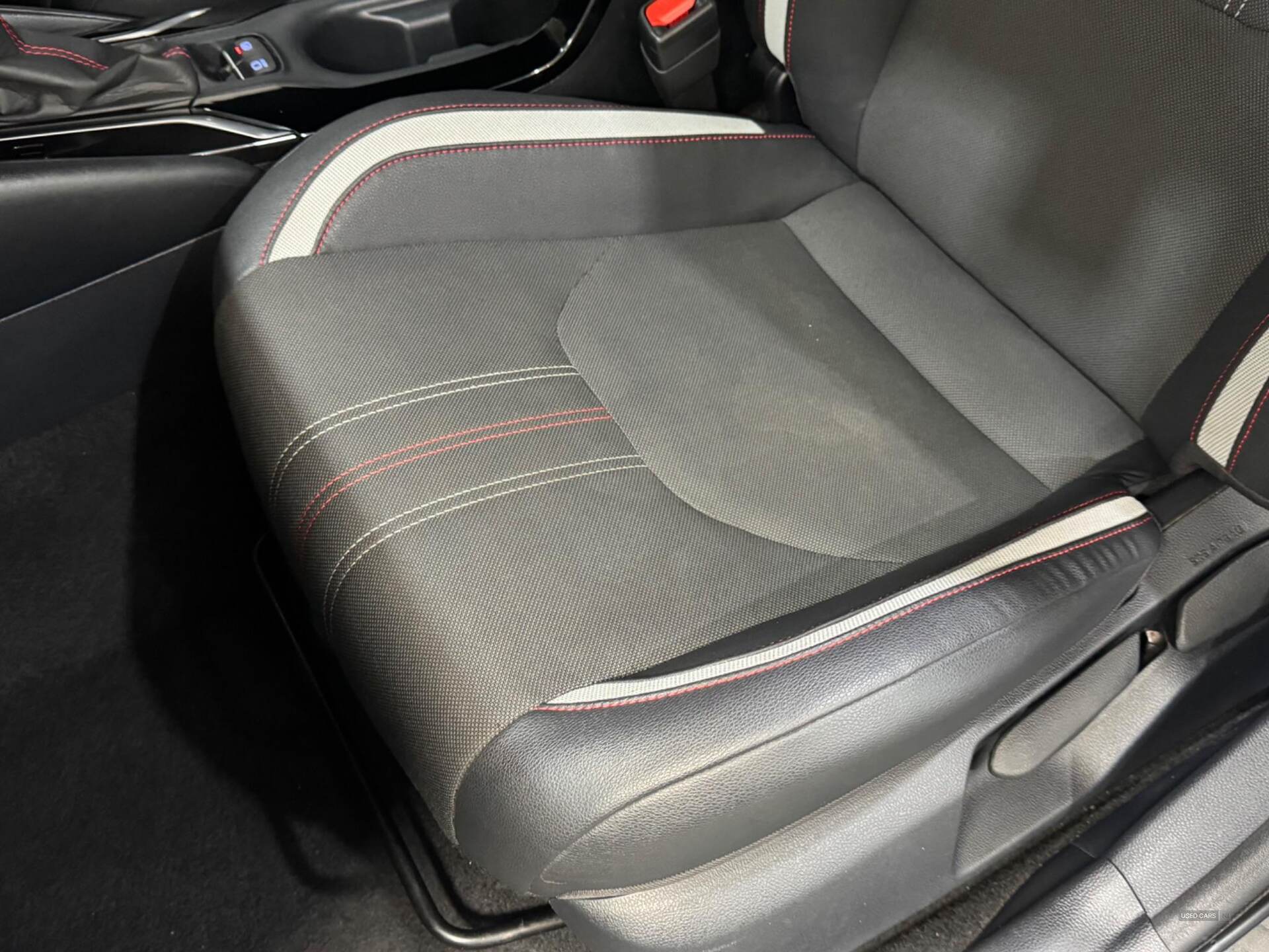 Oct 2021 Toyota Corolla 2.0 VVT-i Hybrid GR Sport 5dr CVT