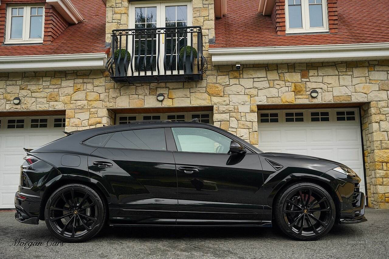 Nov 2021 Lamborghini Urus 4.0T FSI V8 5dr Auto