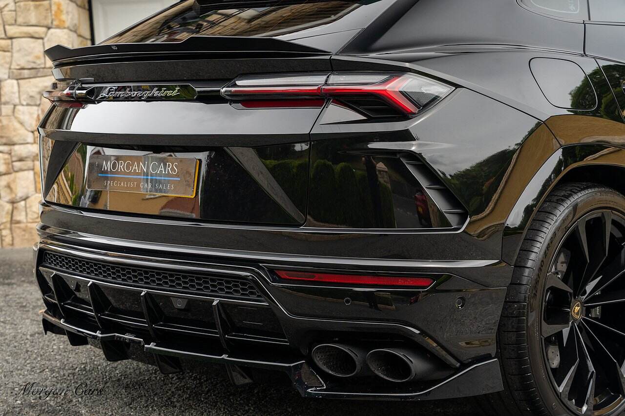Nov 2021 Lamborghini Urus 4.0T FSI V8 5dr Auto