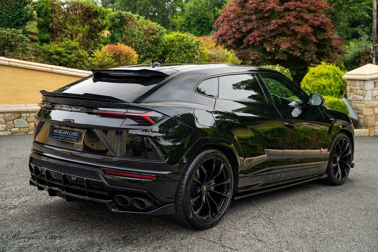 Nov 2021 Lamborghini Urus 4.0T FSI V8 5dr Auto