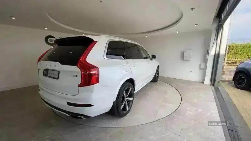 May 2017 Volvo XC90 2.0 D5 PowerPulse R DESIGN 5dr AWD Geartronic