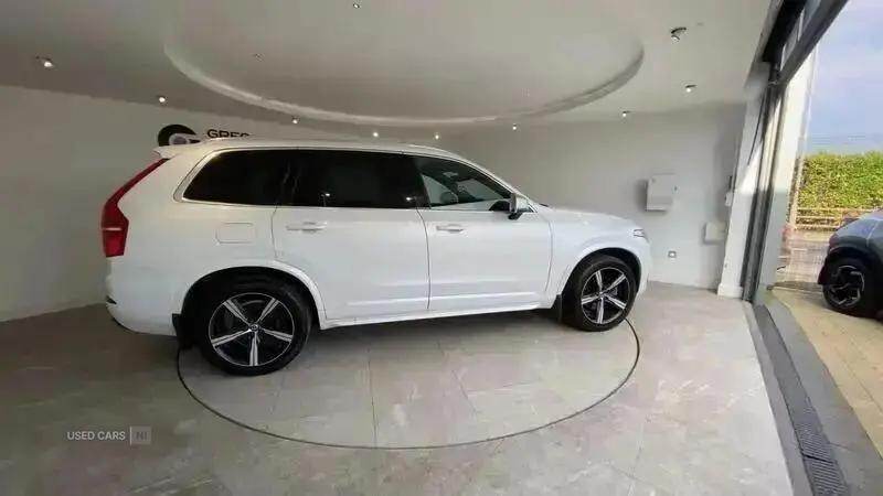 May 2017 Volvo XC90 2.0 D5 PowerPulse R DESIGN 5dr AWD Geartronic