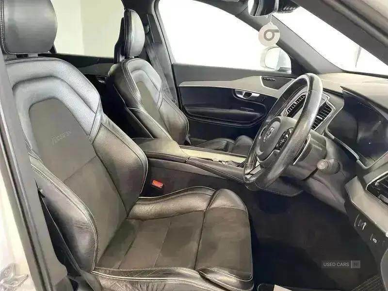 May 2017 Volvo XC90 2.0 D5 PowerPulse R DESIGN 5dr AWD Geartronic