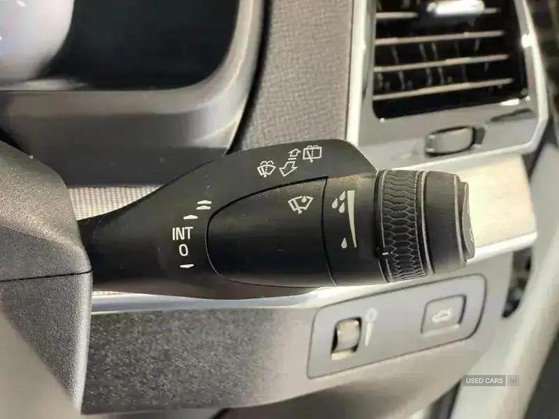 May 2017 Volvo XC90 2.0 D5 PowerPulse R DESIGN 5dr AWD Geartronic