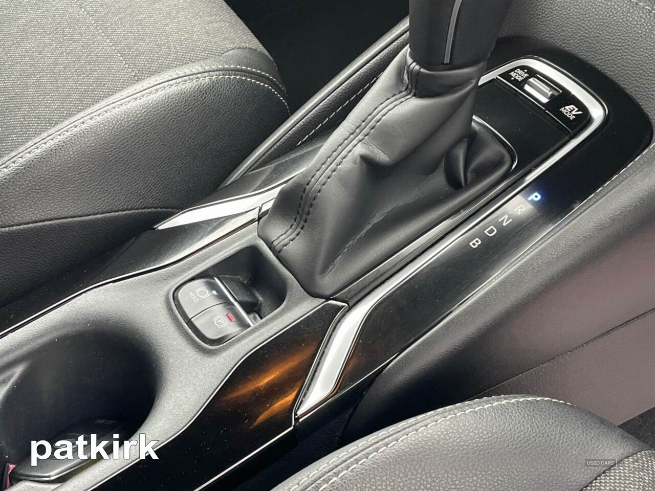 Jan 2022 Toyota Corolla 1.8 VVT-i Hybrid Design 5dr CVT