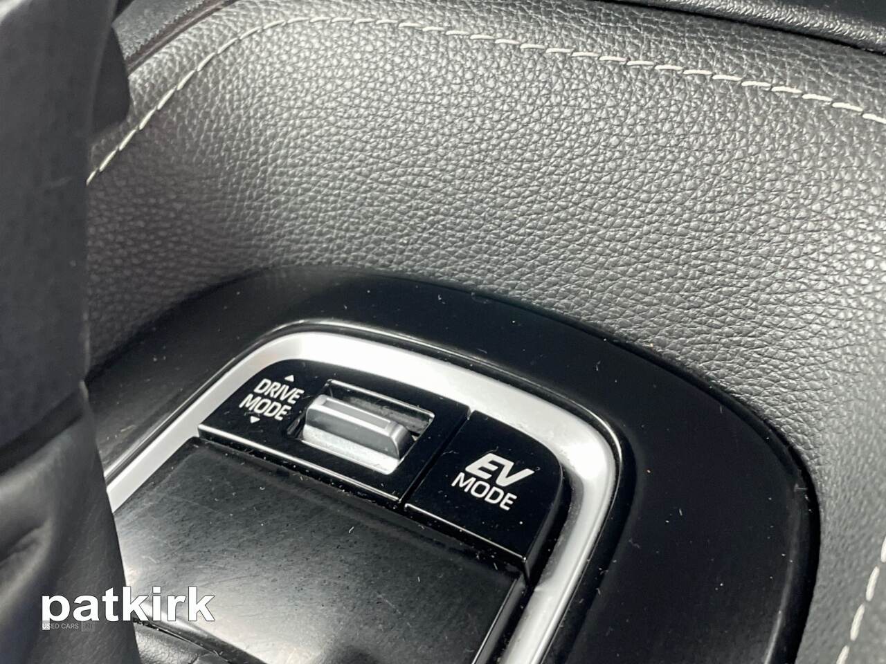 Jan 2022 Toyota Corolla 1.8 VVT-i Hybrid Design 5dr CVT