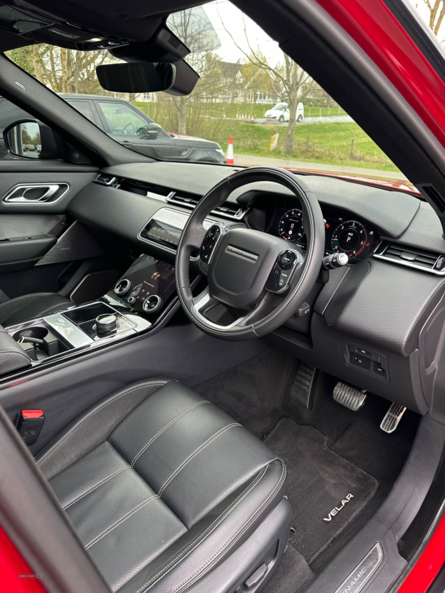 Jan 2018 Land Rover Range Rover Velar 2.0 D240 R-Dynamic SE 5dr Auto