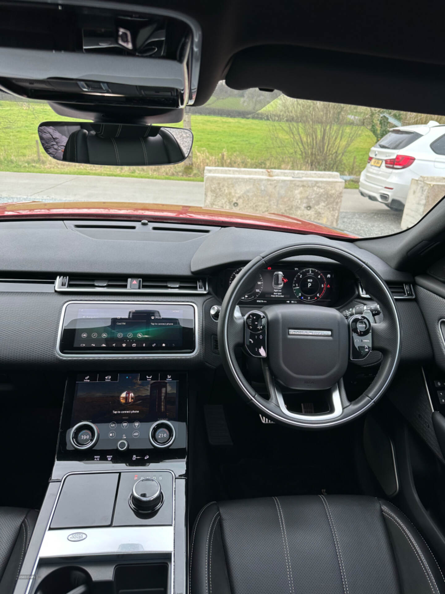 Jan 2018 Land Rover Range Rover Velar 2.0 D240 R-Dynamic SE 5dr Auto