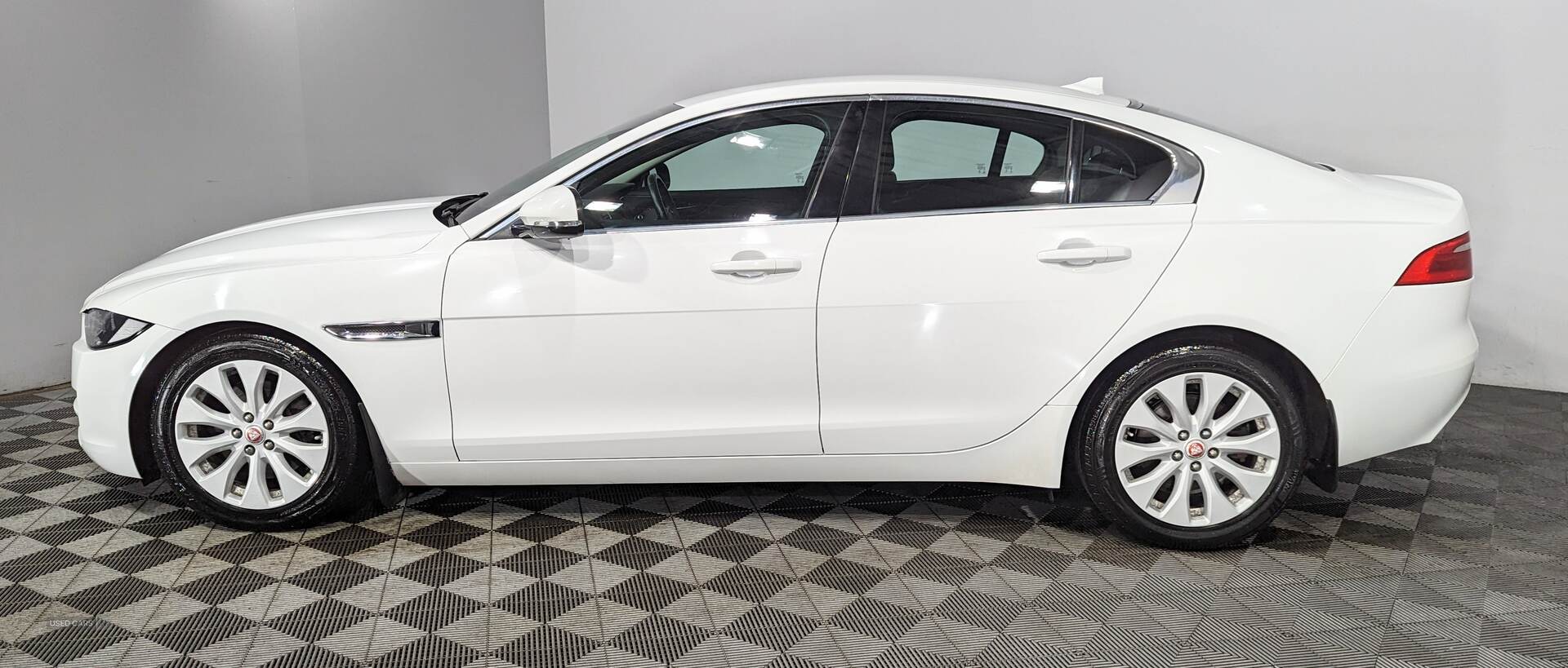 Dec 2015 Jaguar XE 2.0d Prestige 4dr