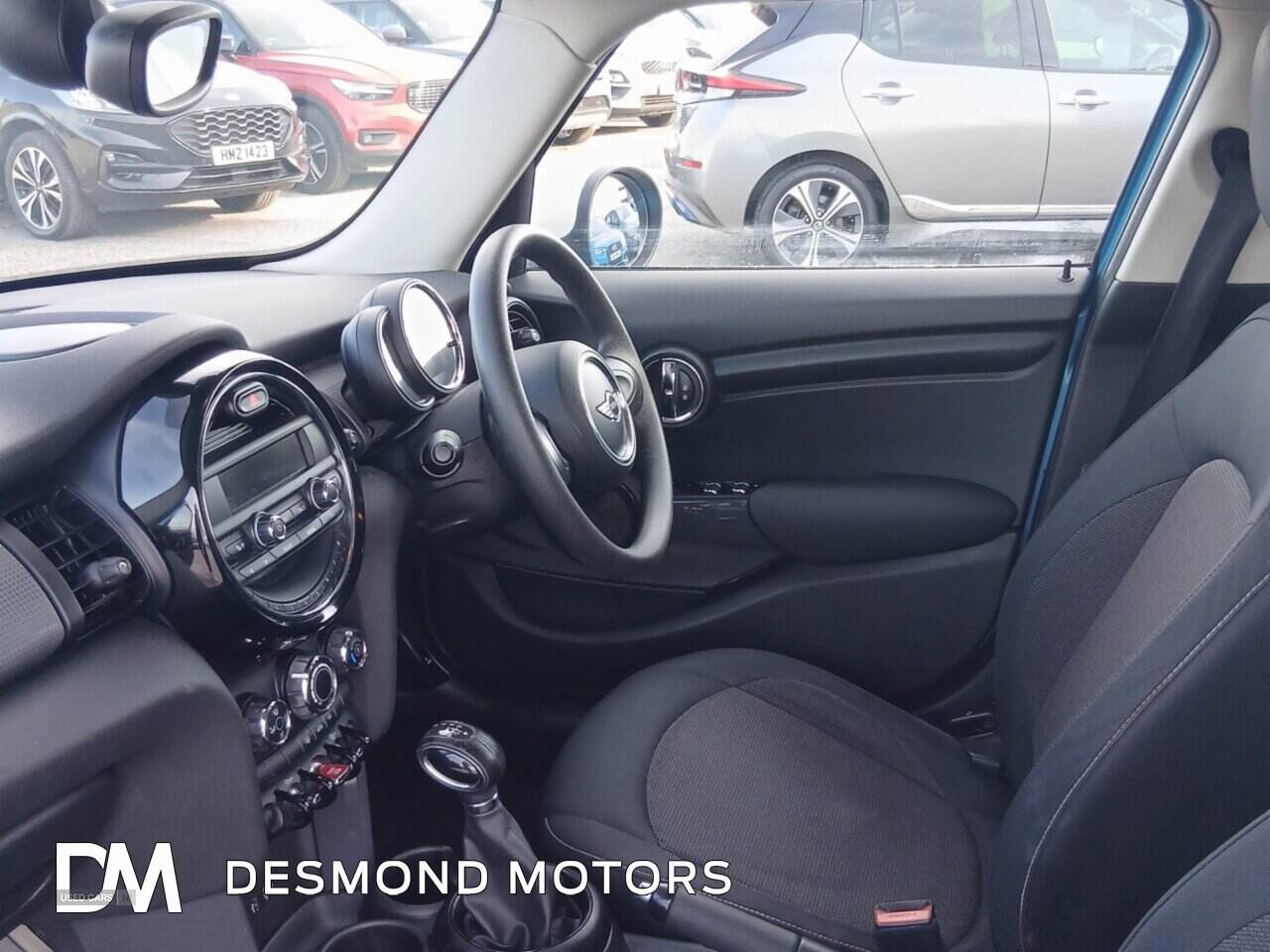 Jul 2015 MINI Cooper 1.5 Cooper 5dr Auto