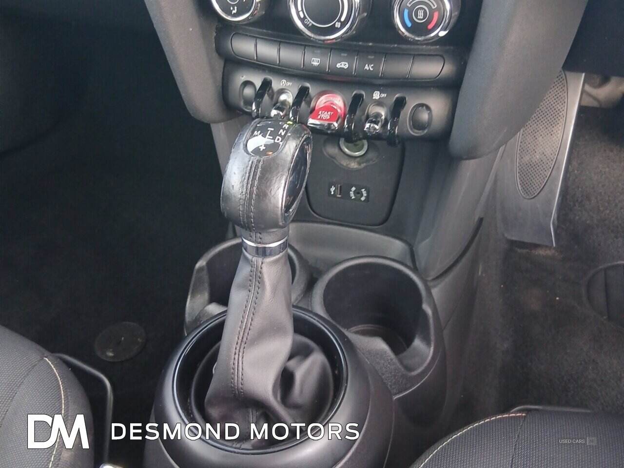 Jul 2015 MINI Cooper 1.5 Cooper 5dr Auto