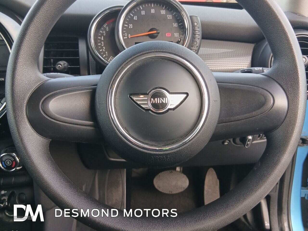 Jul 2015 MINI Cooper 1.5 Cooper 5dr Auto