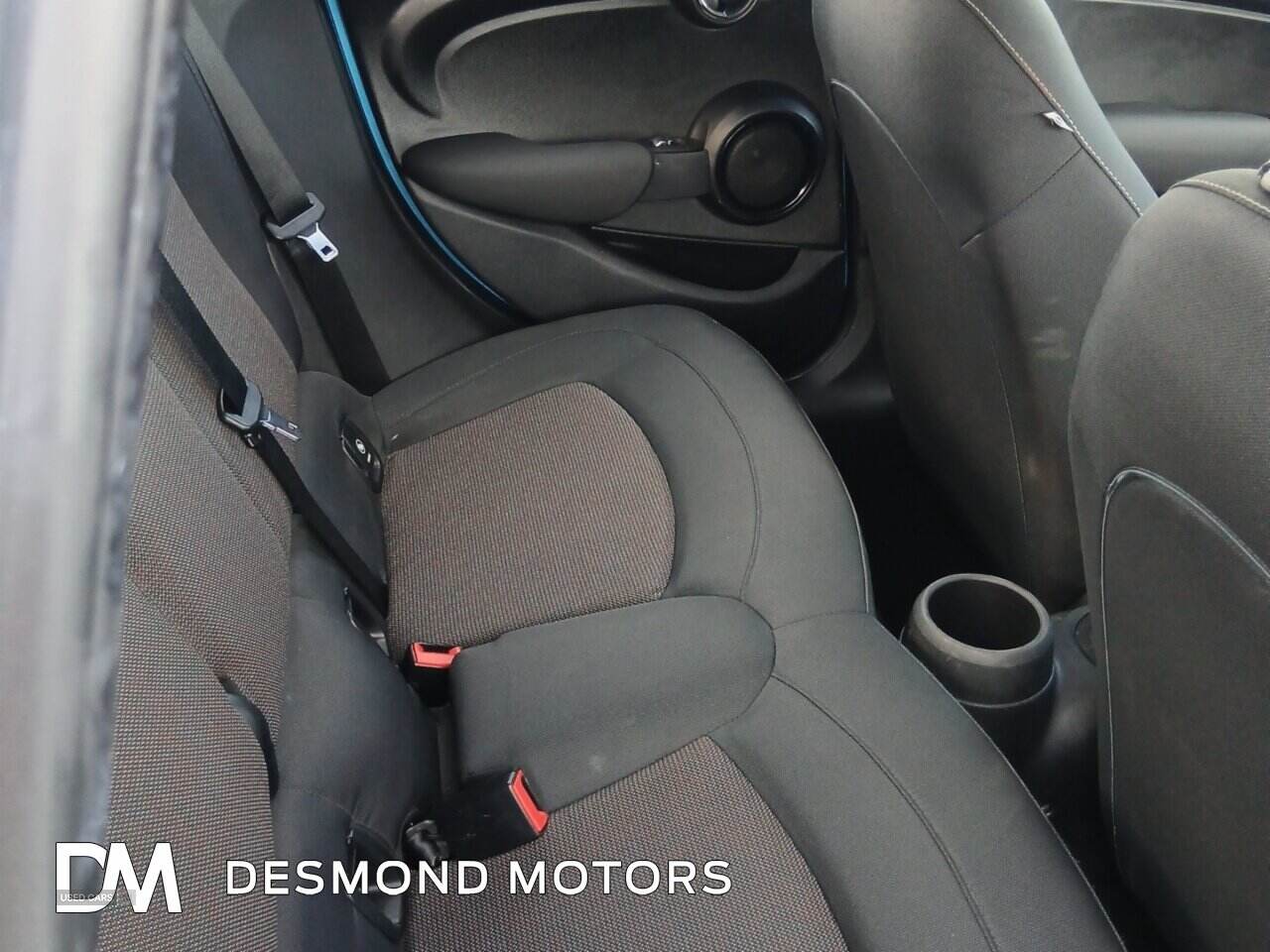 Jul 2015 MINI Cooper 1.5 Cooper 5dr Auto