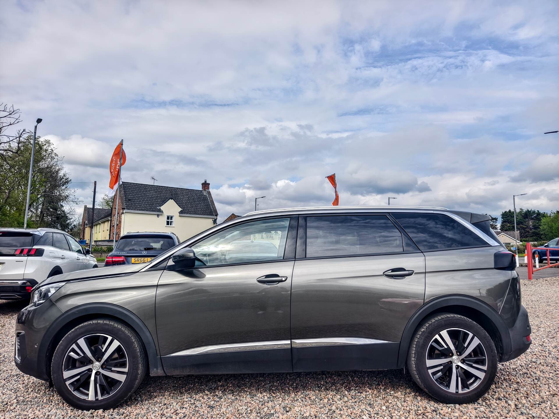 Peugeot 5008 DIESEL ESTATE in Fermanagh