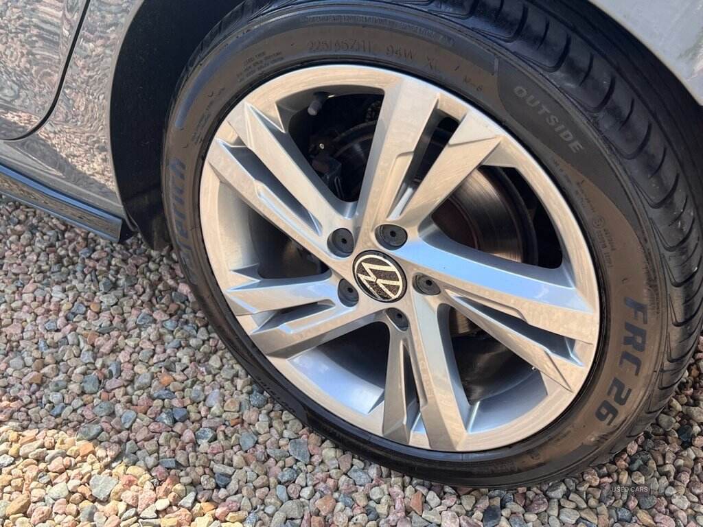 Mar 2022 Volkswagen Golf 1.5 TSI 150 R-Line 5dr
