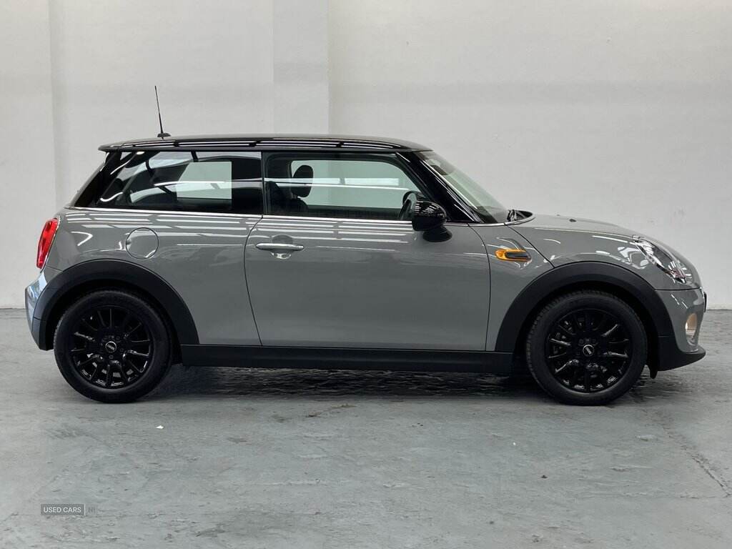 Dec 2017 MINI Hatch 1.5 Cooper D 3dr Step Auto