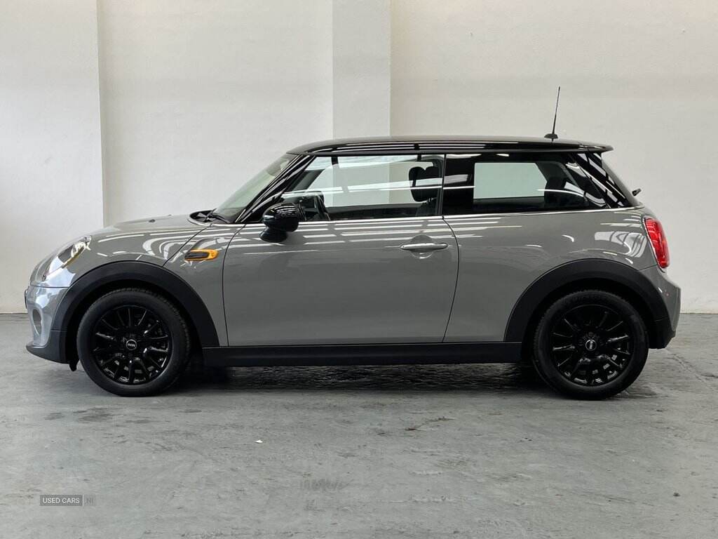 Dec 2017 MINI Hatch 1.5 Cooper D 3dr Step Auto