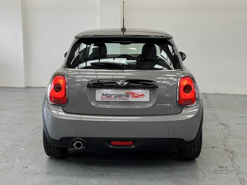 Dec 2017 MINI Hatch 1.5 Cooper D 3dr Step Auto
