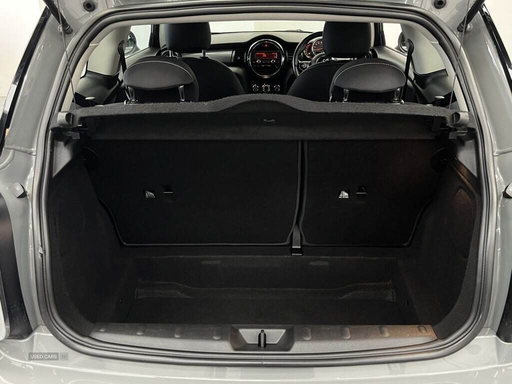 Dec 2017 MINI Hatch 1.5 Cooper D 3dr Step Auto