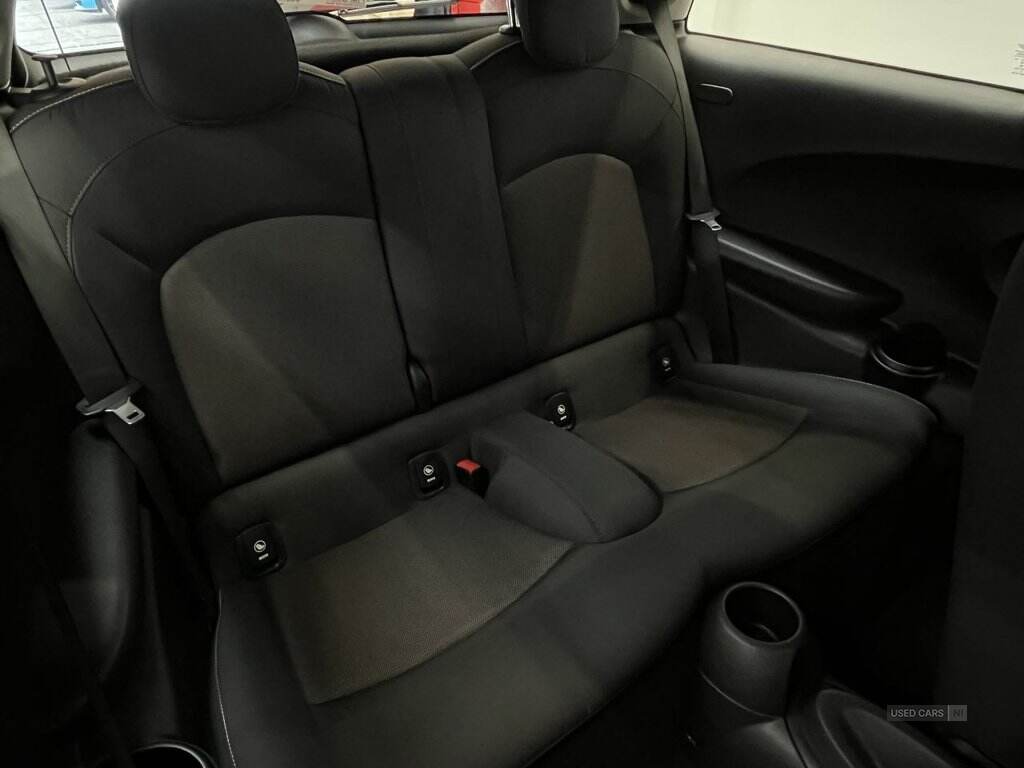 Dec 2017 MINI Hatch 1.5 Cooper D 3dr Step Auto