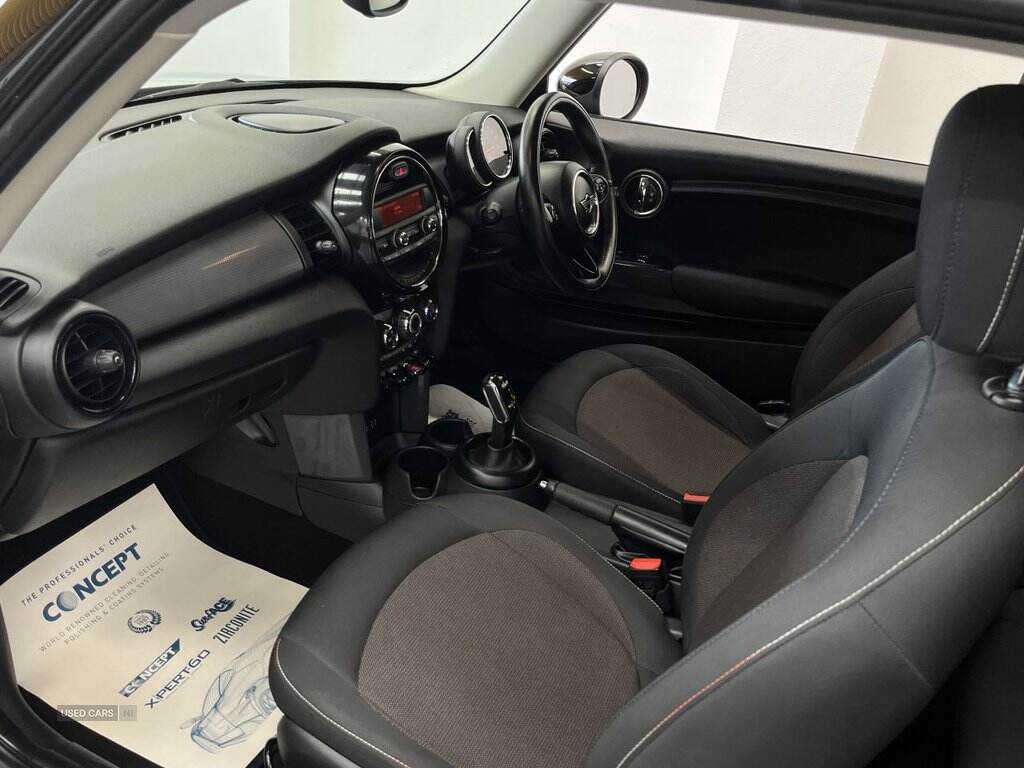 Dec 2017 MINI Hatch 1.5 Cooper D 3dr Step Auto