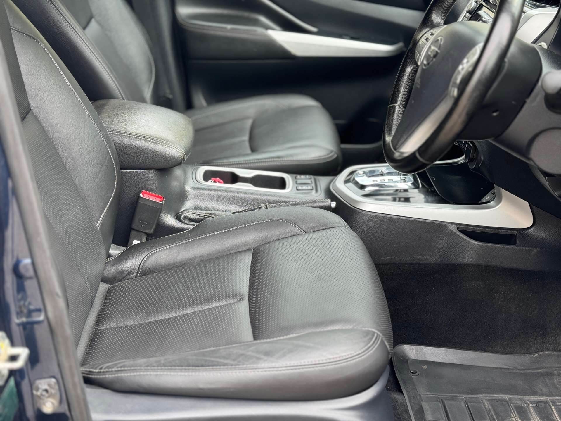 Feb 2019 Nissan Navara Double Cab Pick Up Tekna 2.3dCi 190 4WD Auto