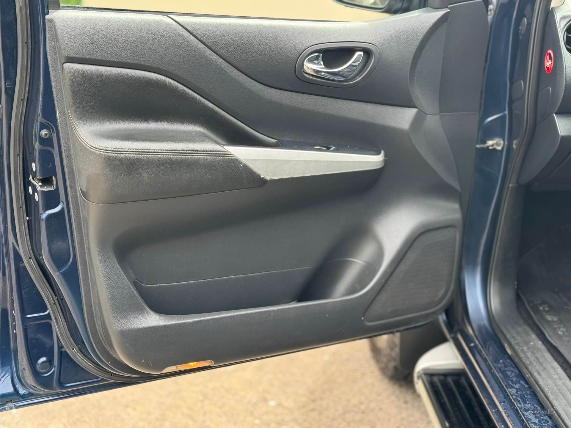 Feb 2019 Nissan Navara Double Cab Pick Up Tekna 2.3dCi 190 4WD Auto