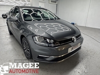 Volkswagen Golf 1.6 TDI SE Nav Hatchback 5dr Diesel DSG Euro 6 (s/s) (115 ps) in Down