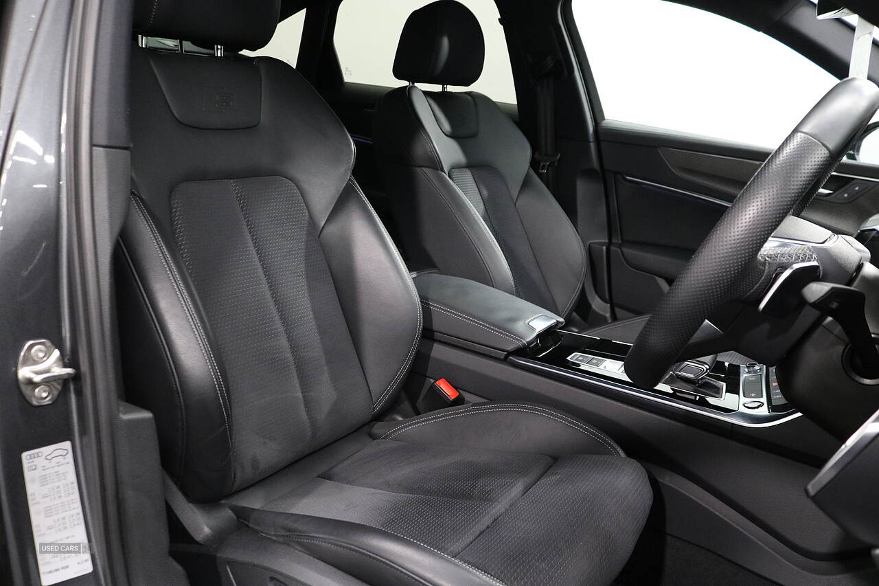 Aug 2021 Audi A6 40 TFSI Black Edition 4dr S Tronic
