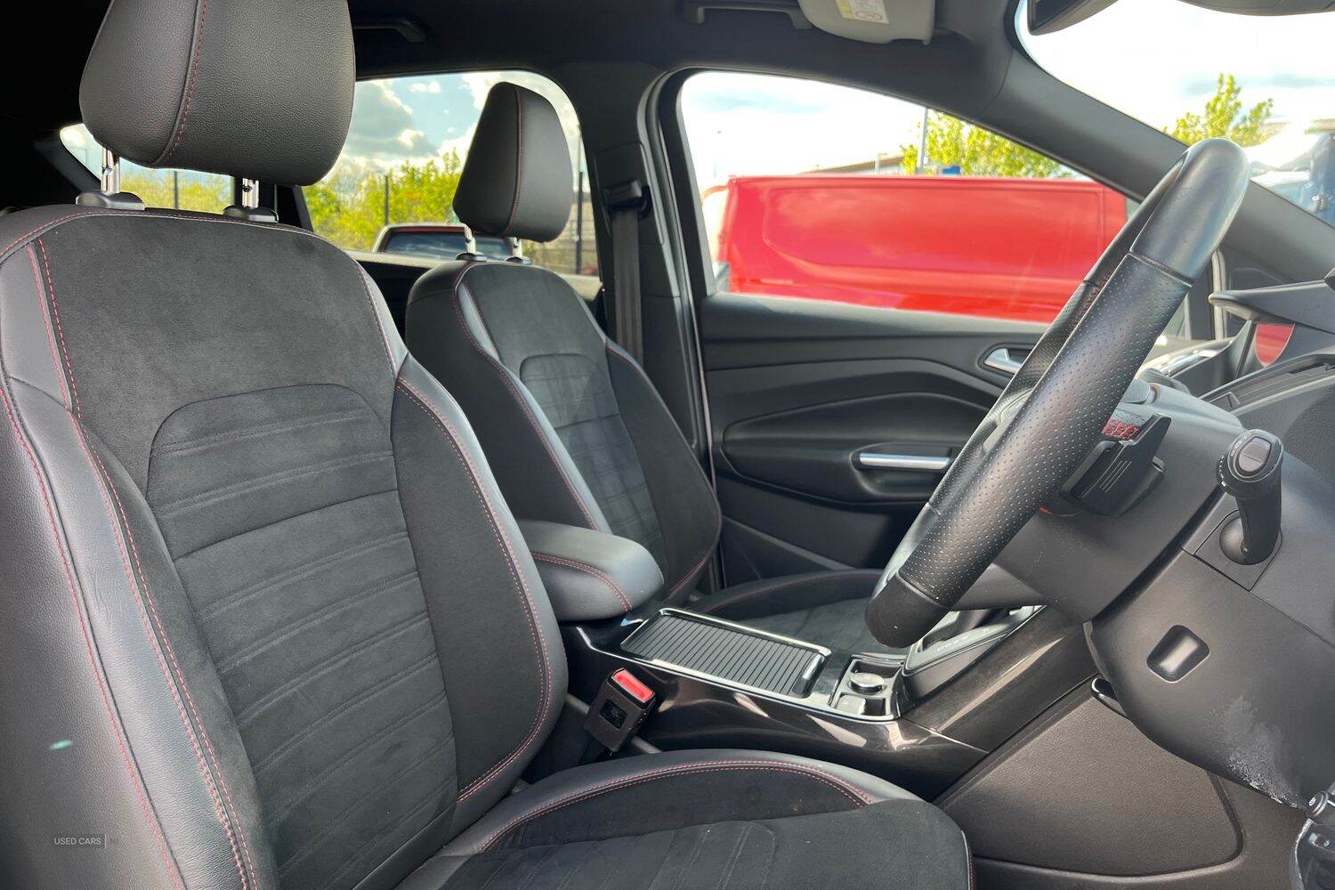 Oct 2019 Ford Kuga 2.0 TDCi ST-Line 5dr Auto 2WD