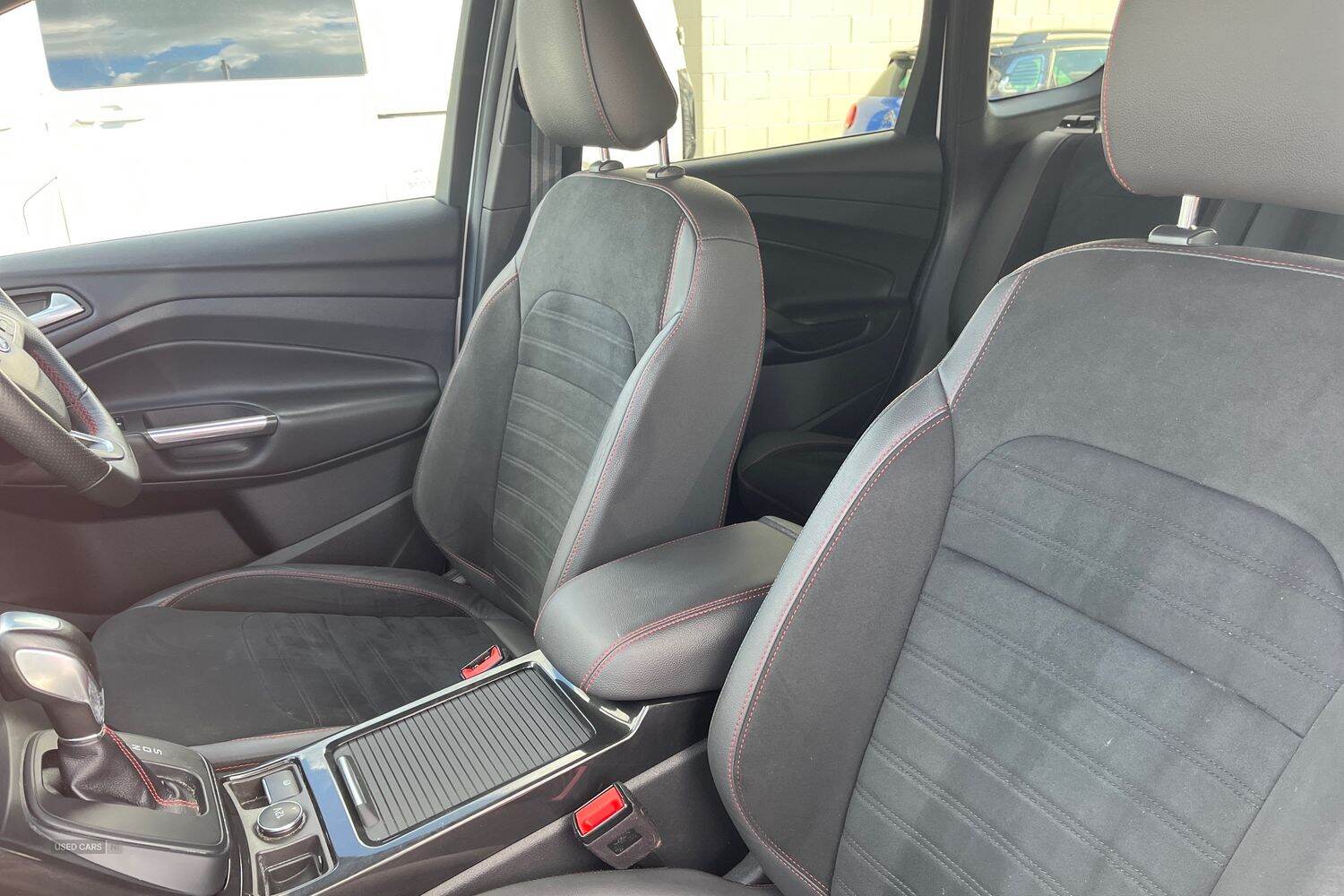 Oct 2019 Ford Kuga 2.0 TDCi ST-Line 5dr Auto 2WD
