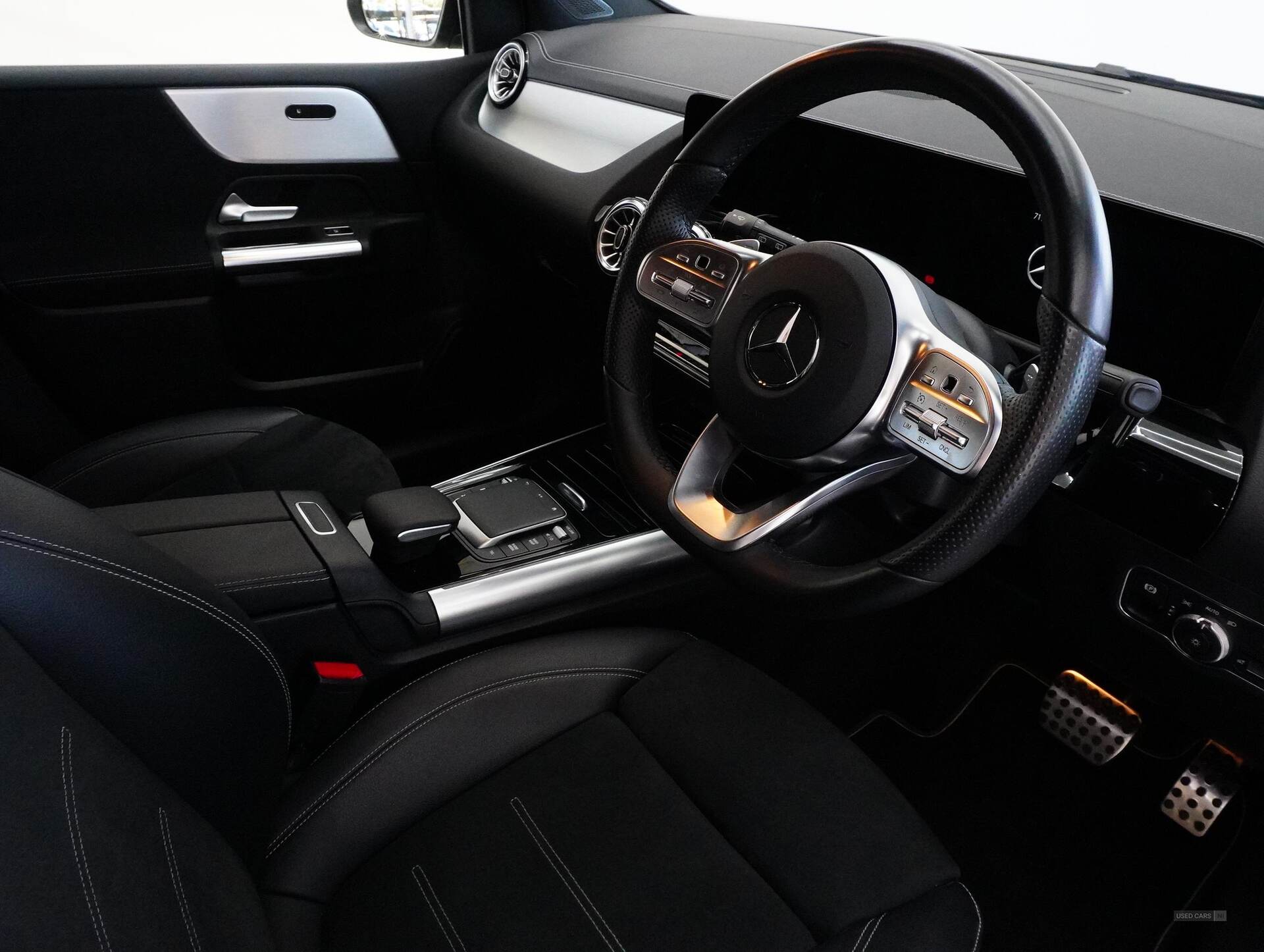 Dec 2021 Mercedes-Benz B Class B200d AMG Line Premium Edition 5dr Auto
