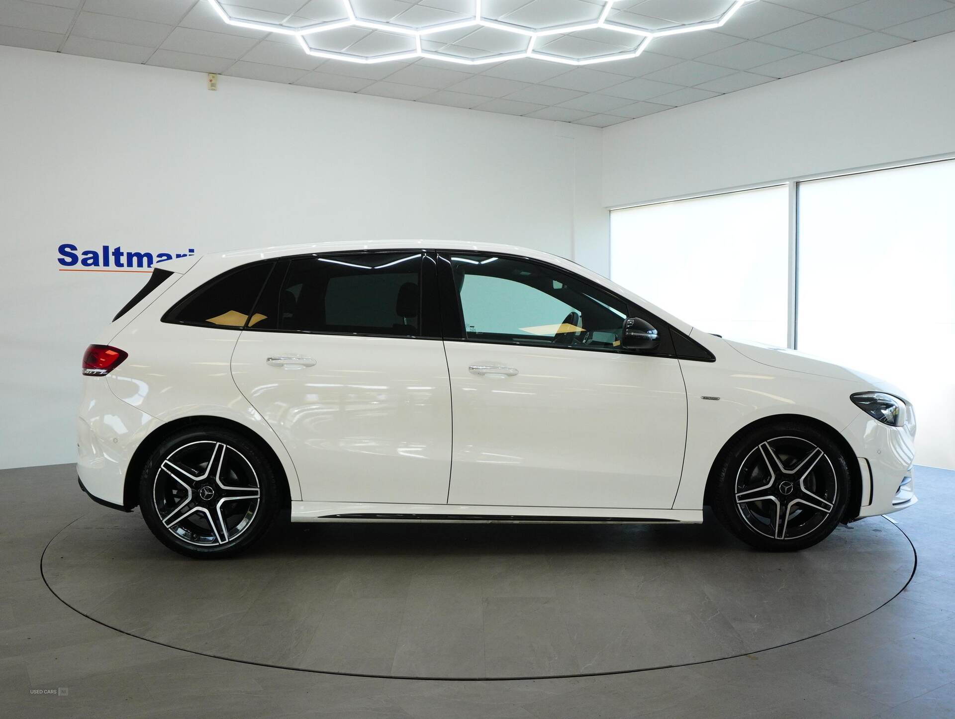 Dec 2021 Mercedes-Benz B Class B200d AMG Line Premium Edition 5dr Auto