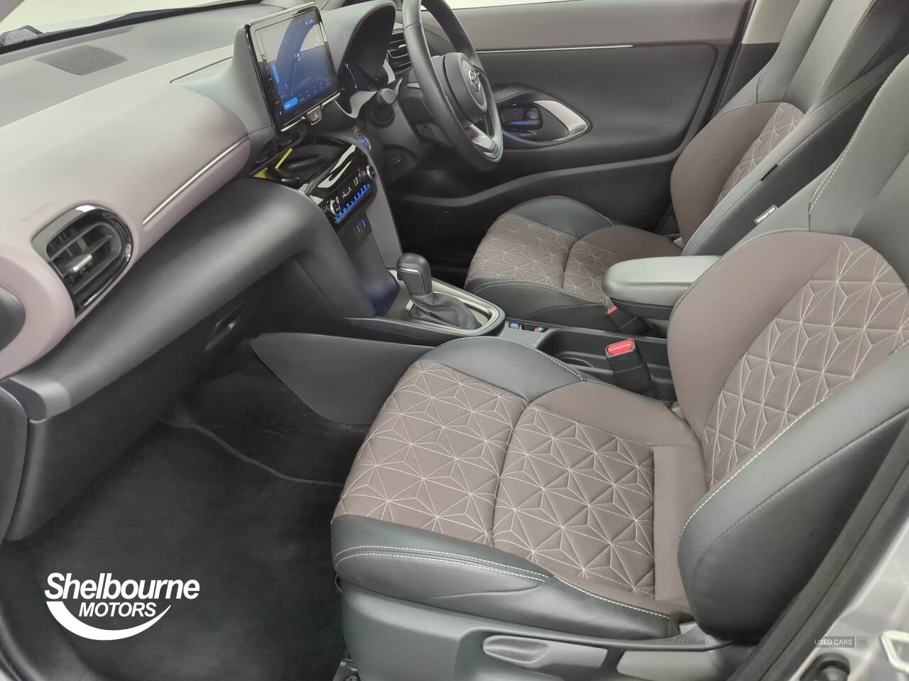Nov 2022 Toyota Yaris Cross 1.5 Hybrid Excel 5dr CVT