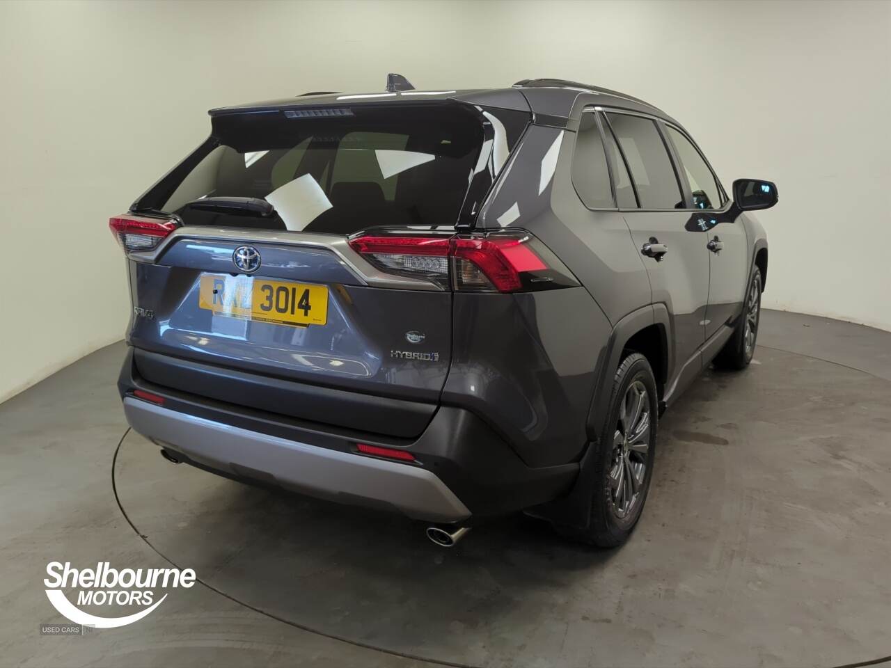 Apr 2022 Toyota RAV4 2.5 VVT-i Hybrid Design 5dr CVT 2WD