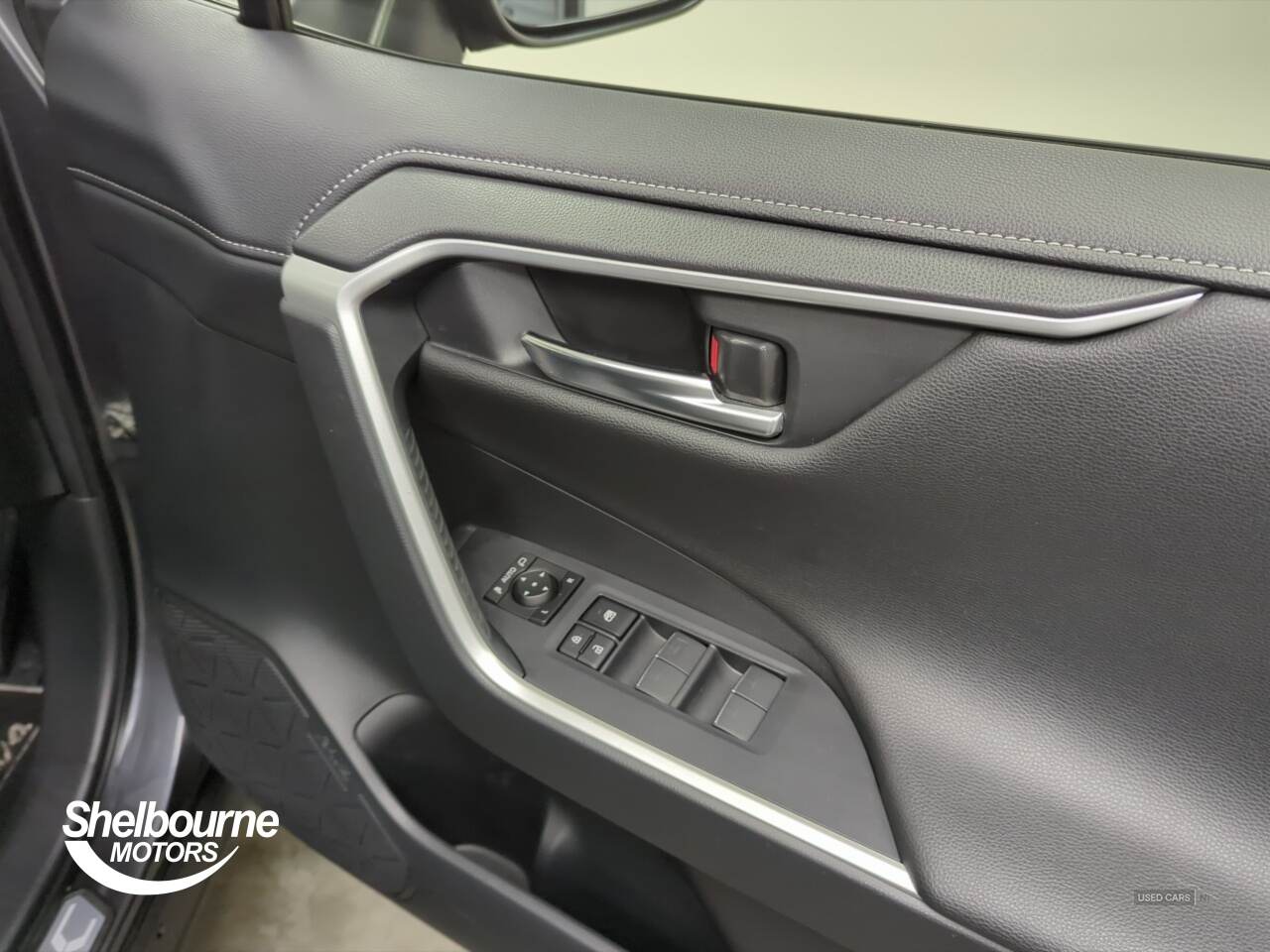 Apr 2022 Toyota RAV4 2.5 VVT-i Hybrid Design 5dr CVT 2WD
