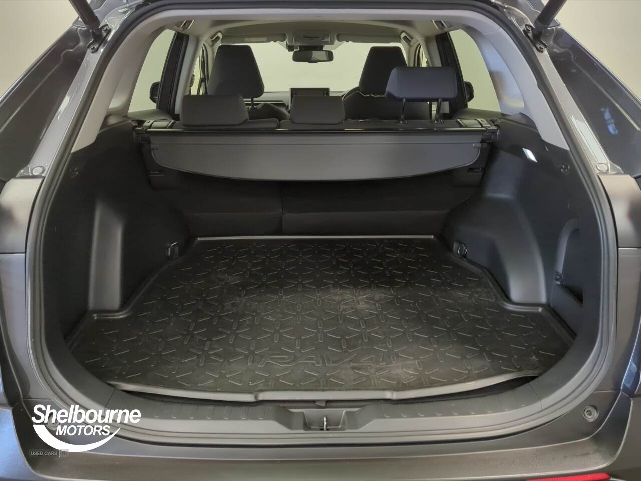 Apr 2022 Toyota RAV4 2.5 VVT-i Hybrid Design 5dr CVT 2WD
