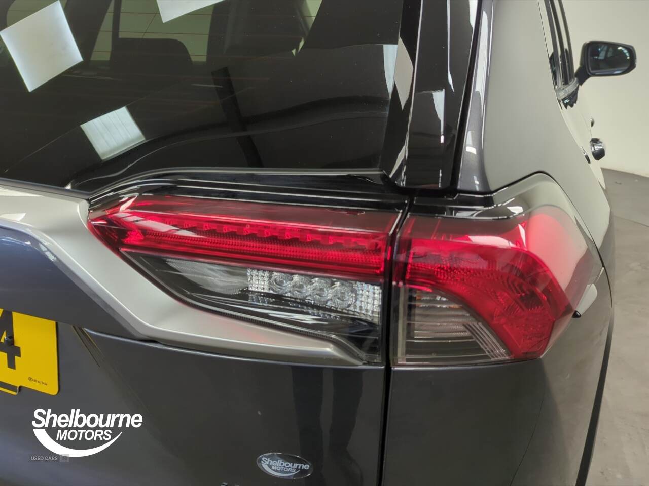 Apr 2022 Toyota RAV4 2.5 VVT-i Hybrid Design 5dr CVT 2WD