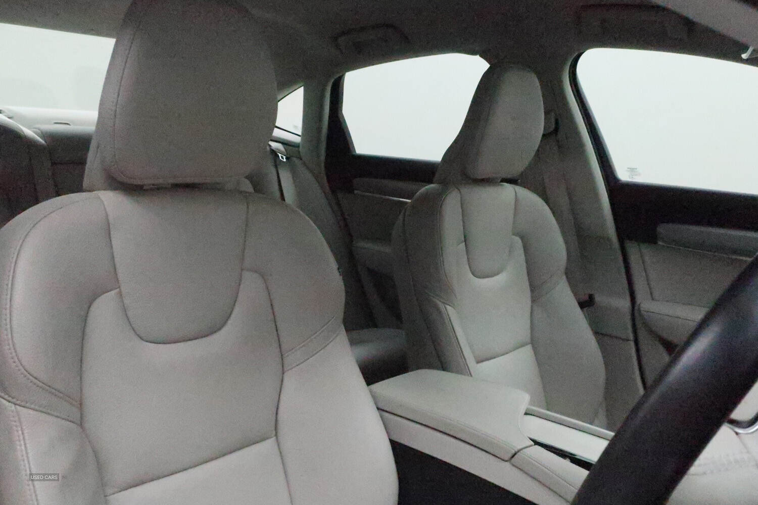 Sep 2020 Volvo S90 2.0 T4 Momentum Plus 4dr Geartronic