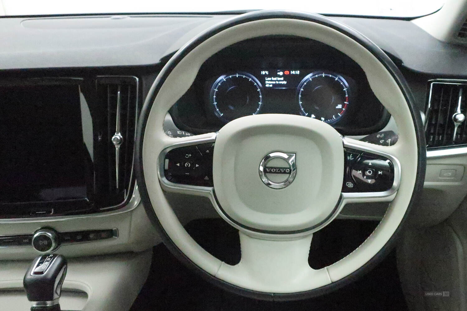 Sep 2020 Volvo S90 2.0 T4 Momentum Plus 4dr Geartronic