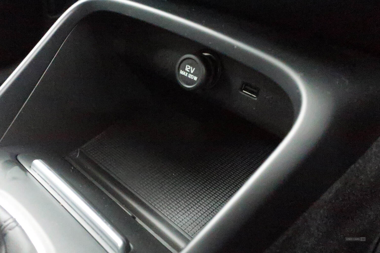 May 2021 Volvo XC40 1.5 T3 [163] Momentum 5dr