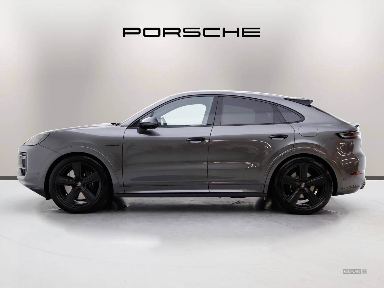  2025 Porsche Cayenne Turbo E-Hybrid 5dr Tiptronic S