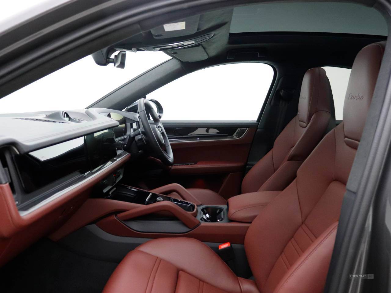  2025 Porsche Cayenne Turbo E-Hybrid 5dr Tiptronic S