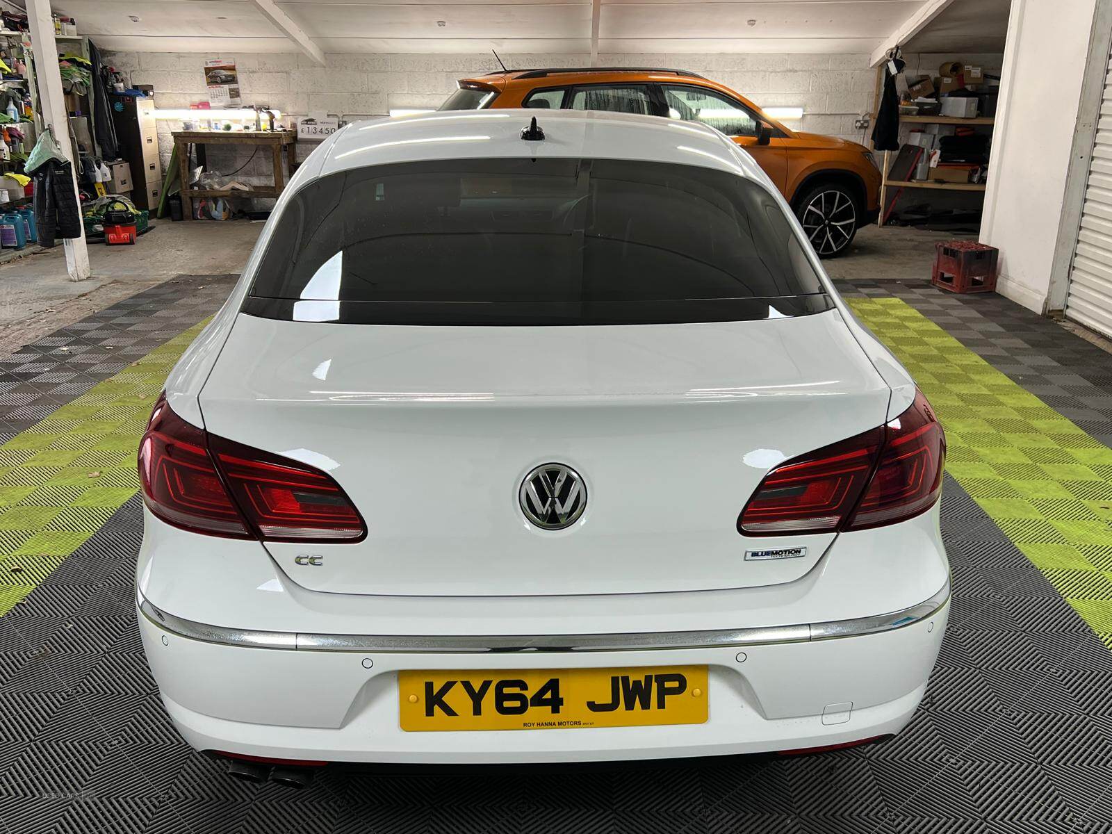 Oct 2014 Volkswagen CC 2.0 TDI 177 BlueMotion Tech R-Line 4dr