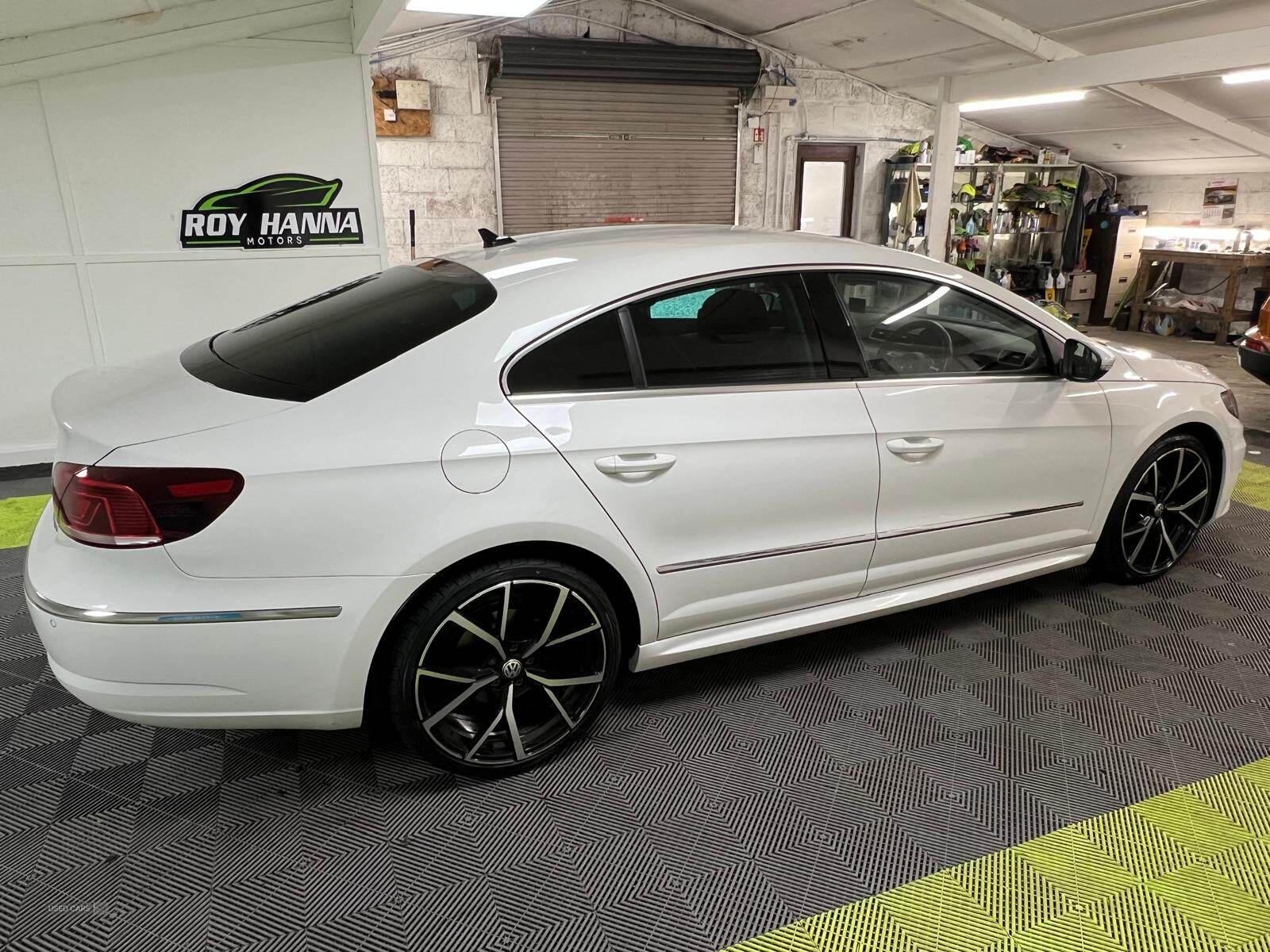 Oct 2014 Volkswagen CC 2.0 TDI 177 BlueMotion Tech R-Line 4dr