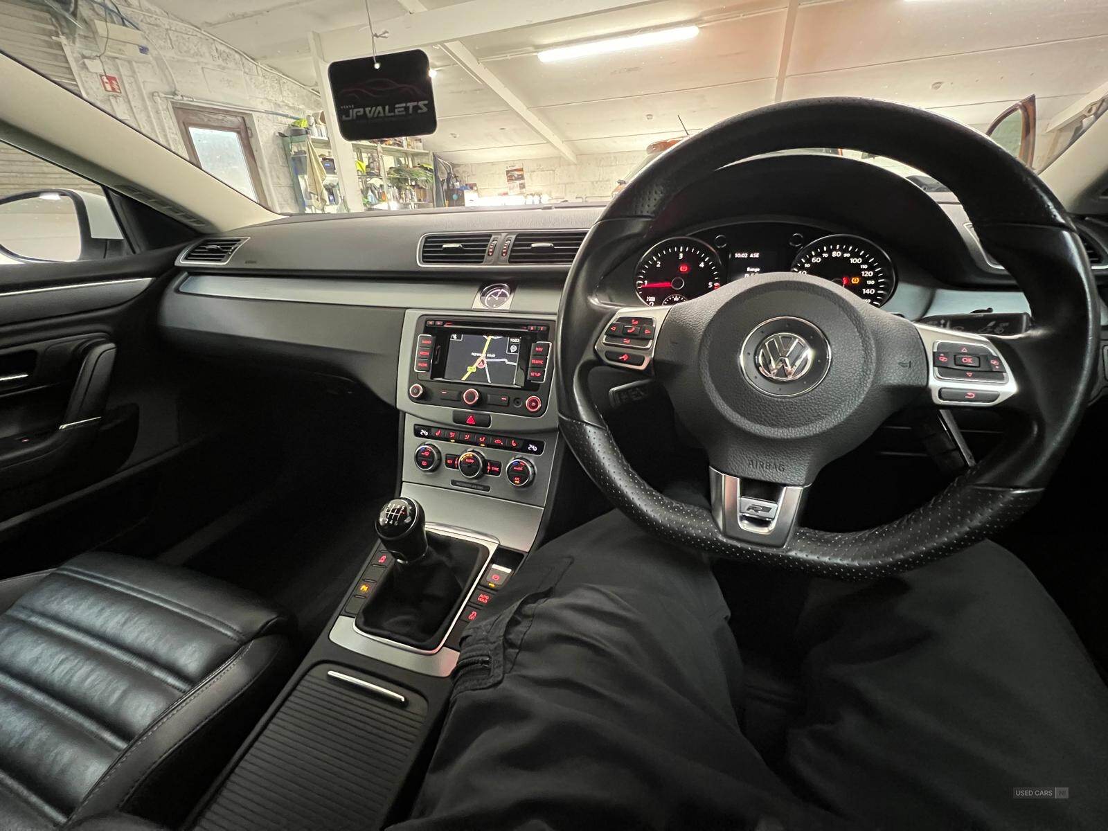 Oct 2014 Volkswagen CC 2.0 TDI 177 BlueMotion Tech R-Line 4dr