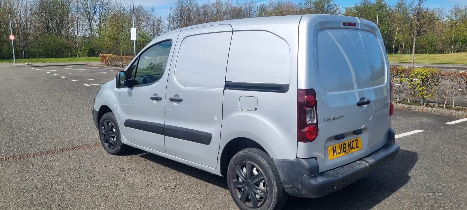 Apr 2018 Peugeot Partner 850 SE 1.6 BlueHDi 100 Van [non Start Stop]