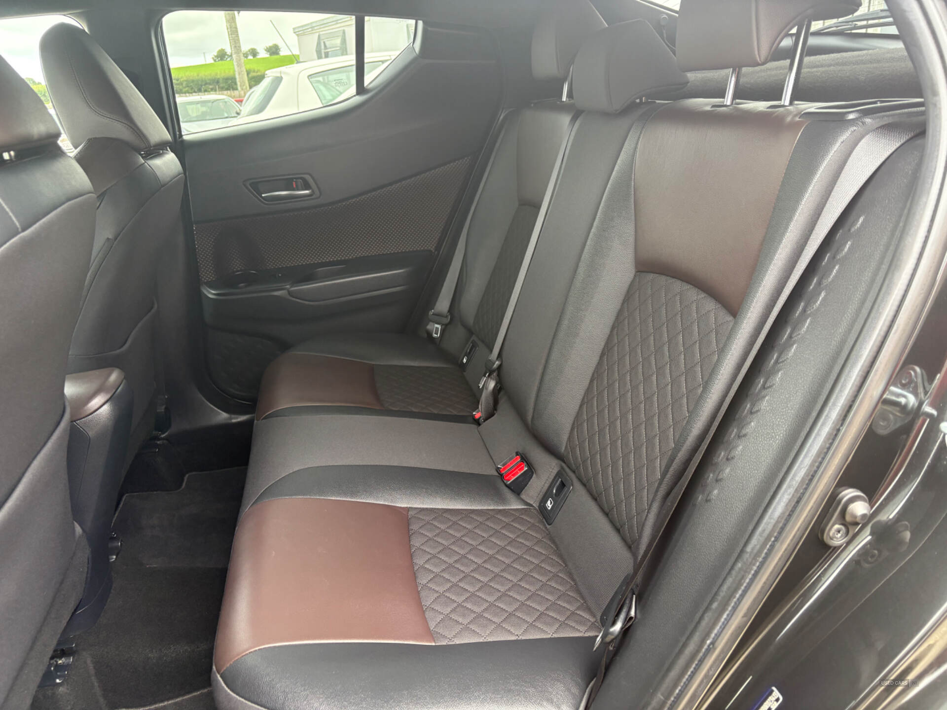Oct 2017 Toyota C-HR 1.8 Hybrid Excel 5dr CVT
