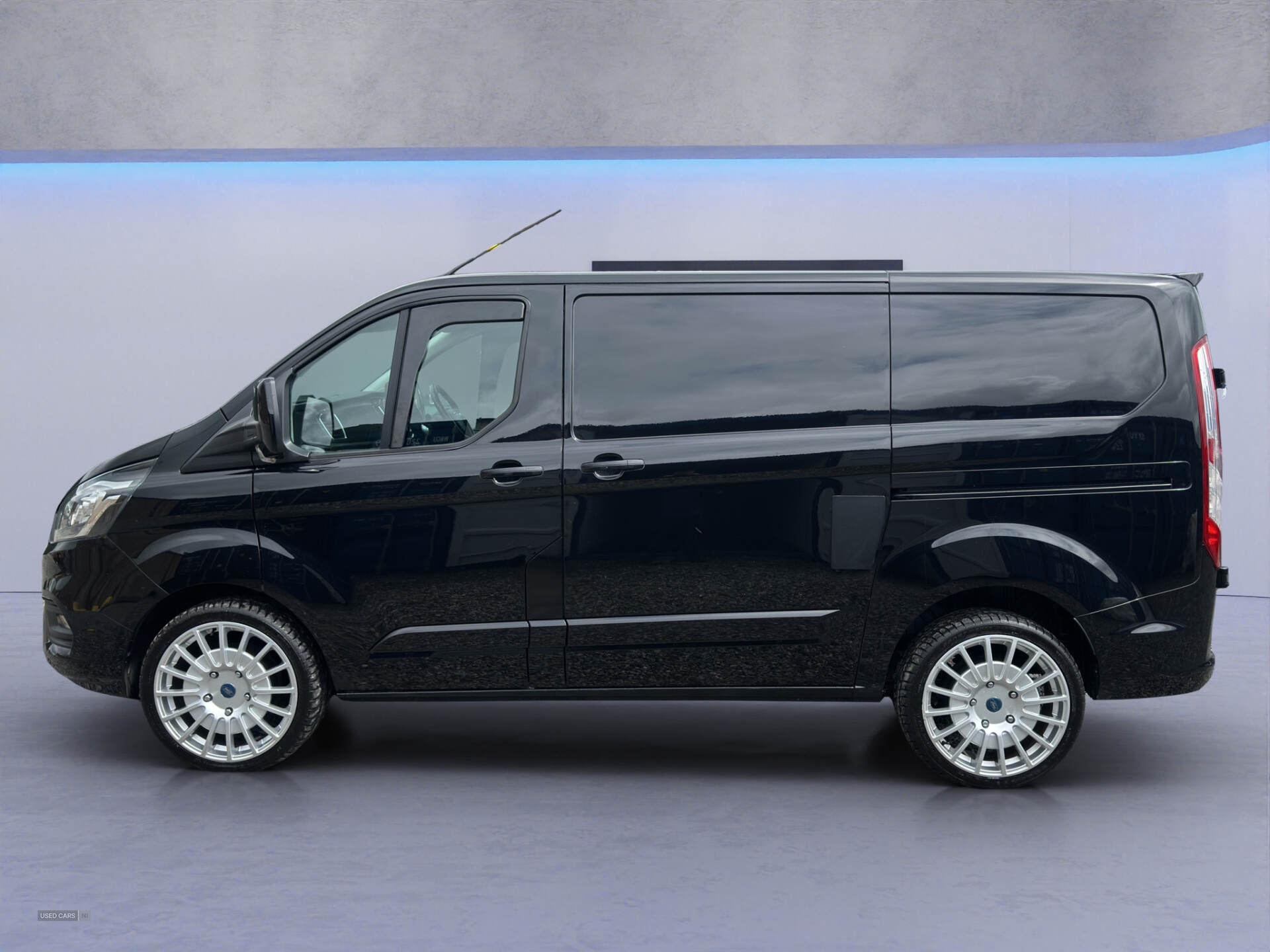 Jun 2020 Ford Transit Custom 2.0 EcoBlue 170ps Low Roof Limited Van Auto